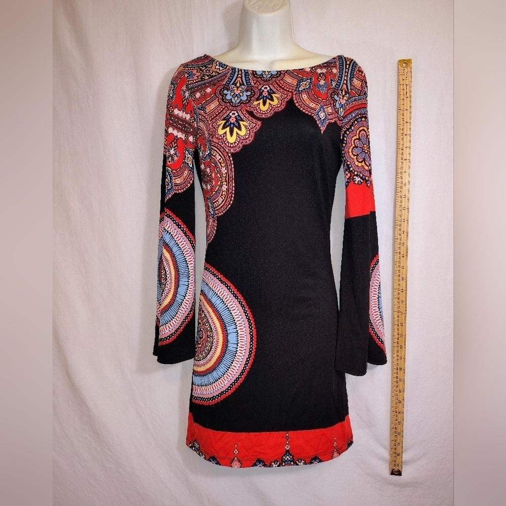 Chic Black and Red Paisley Long Sleeve Dress